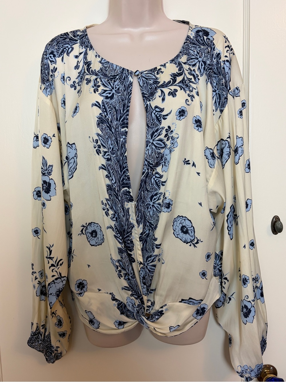 Free People Floral Blue/Ivory Open Front "Twist and Shout" Blouse w/ Draped Hem